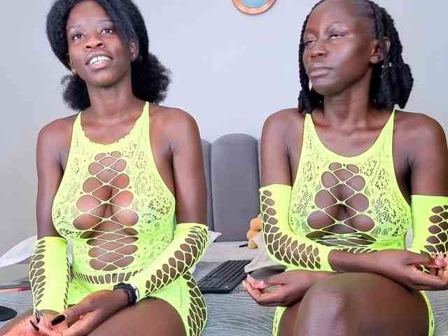 Ebony-Goddesses webcam