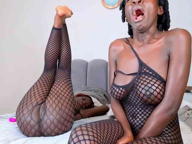 Ebony-Goddesses webcam