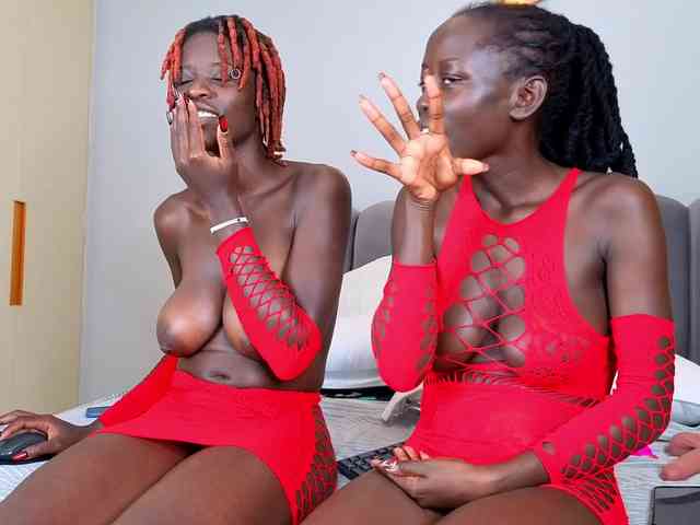 Ebony-Goddesses webcam