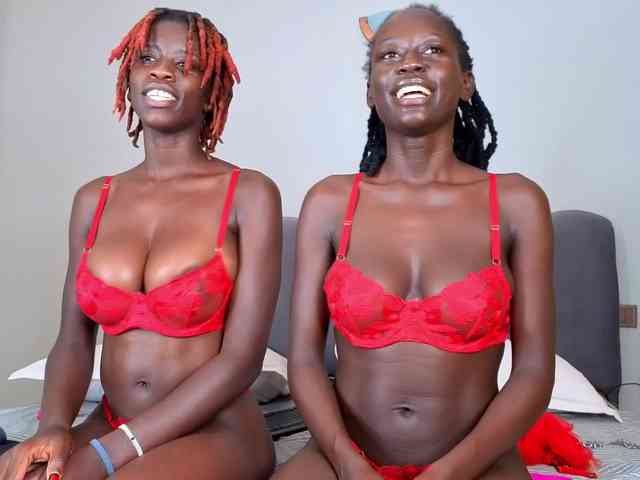 Ebony-Goddesses webcam