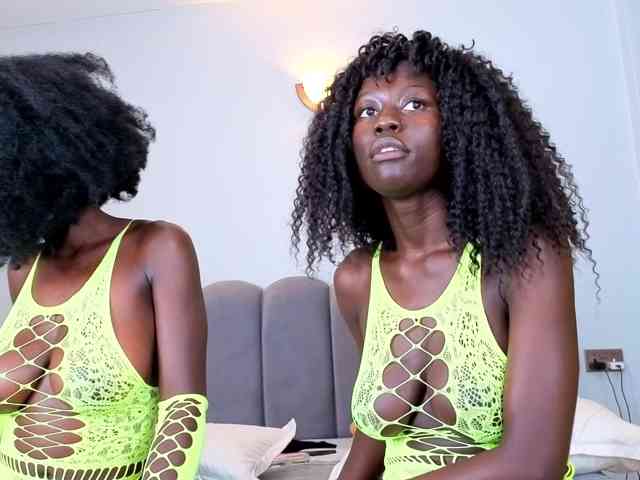 Ebony-Goddesses webcam