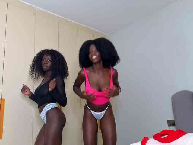 Ebony-Goddesses webcam