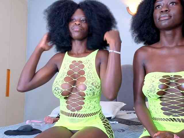 Ebony-Goddesses webcam