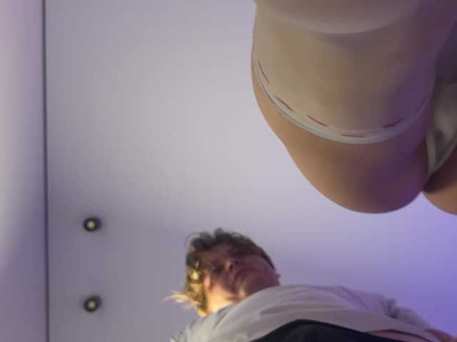 go to chat with LinaLurrre