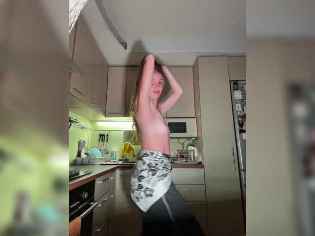 CarolinaPlastic live cam on BongaCams