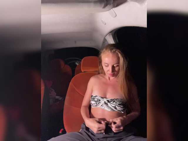 CarolinaPlastic live cam on BongaCams