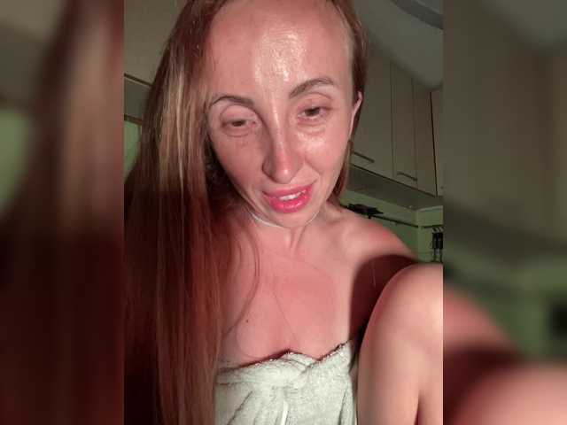 CarolinaPlastic live cam on BongaCams