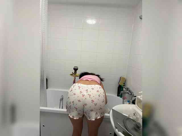 KATRINSEXY webcam
