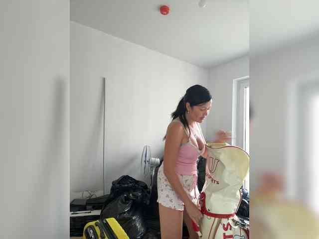 KATRINSEXY webcam