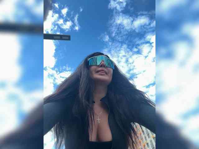 KATRINSEXY webcam