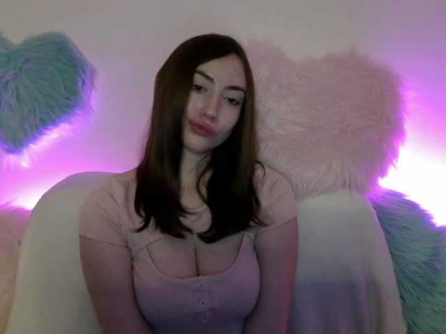 CaylinAngel live cam preview