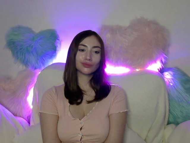 CaylinAngel live cam preview