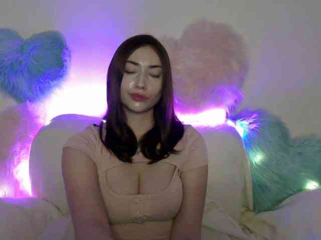 CaylinAngel webcam