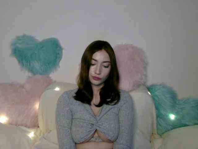 CaylinAngel Live Webcam on BongaCams