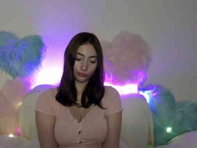 CaylinAngel webcam