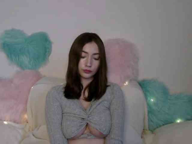 CaylinAngel webcam