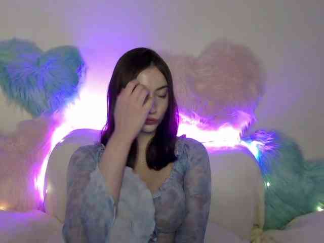 CaylinAngel webcam