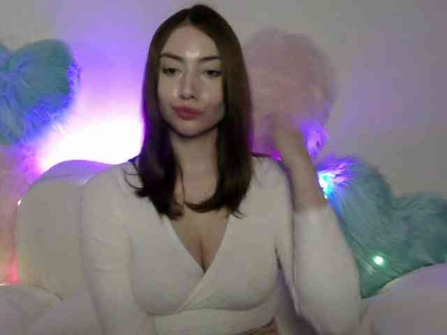 Model: CaylinAngel