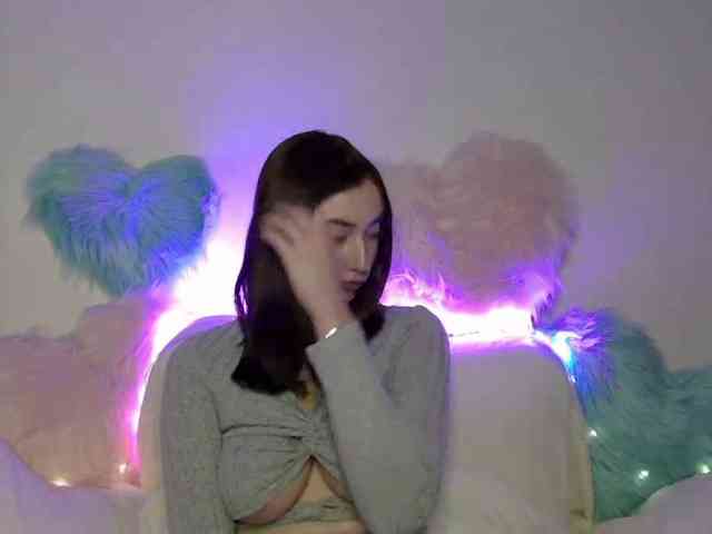 CaylinAngel webcam