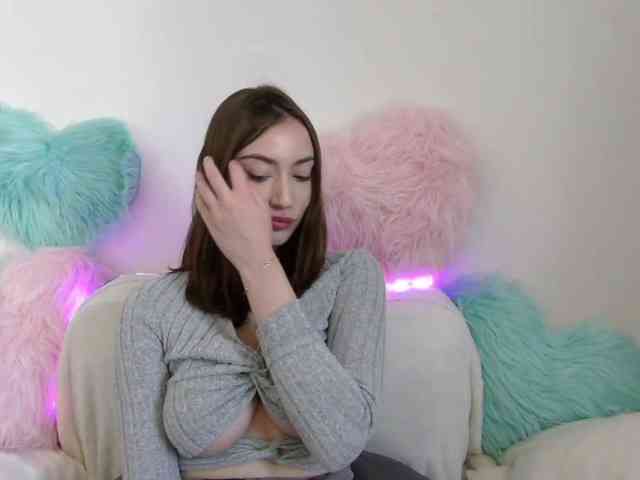 CaylinAngel webcam