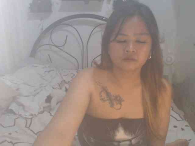 AsianPinaySexy webcam
