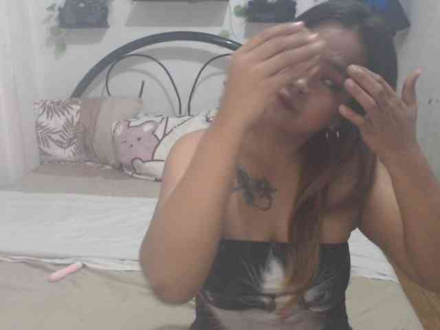 AsianPinaySexy webcam