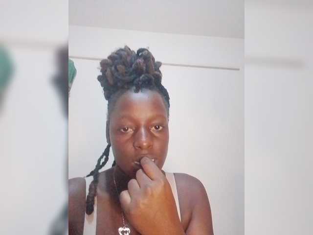 Paula006 live cam on BongaCams