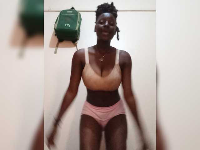 Paula006 live cam on BongaCams