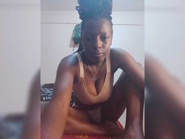 Paula006 live cam on BongaCams