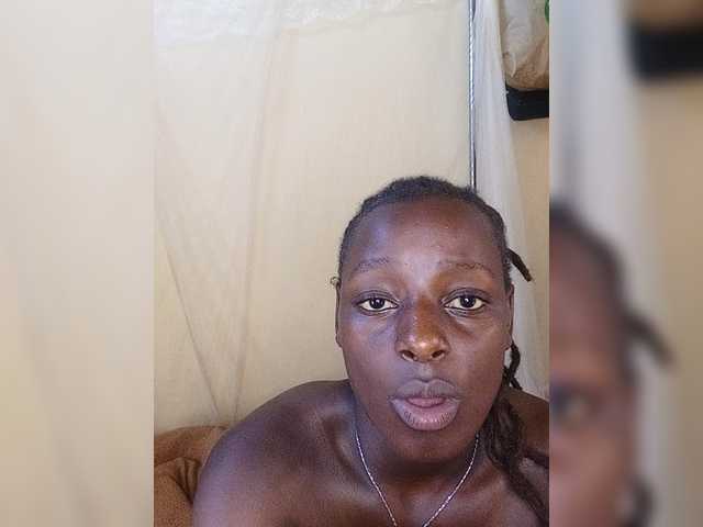 Paula006 live cam on BongaCams