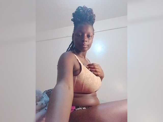 Paula006 live cam on BongaCams