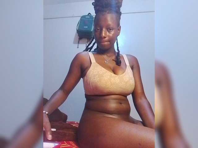 Paula006 live cam on BongaCams