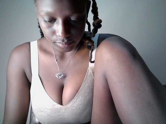 Paula006 live cam on BongaCams