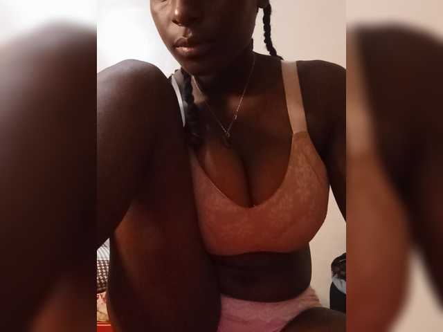 Paula006 live cam on BongaCams