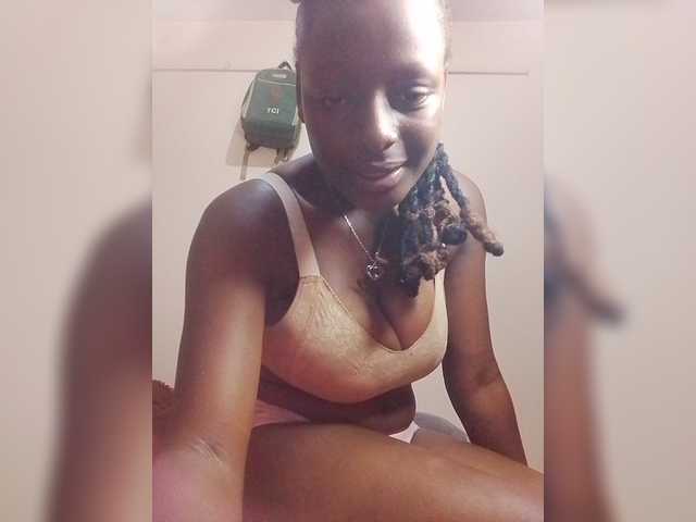Paula006 live cam on BongaCams