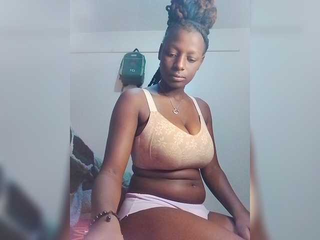 Paula006 live cam on BongaCams