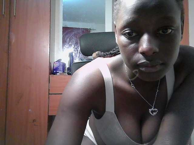 Paula006 live cam on BongaCams