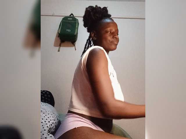 Paula006 live cam on BongaCams