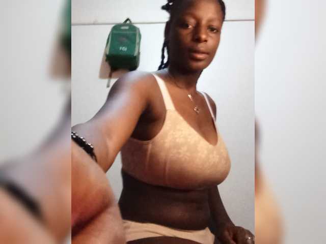 Paula006 live cam on BongaCams