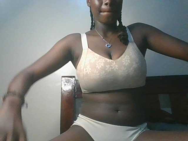 Paula006 live cam on BongaCams