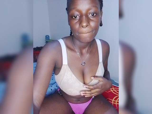 Paula006 live cam on BongaCams