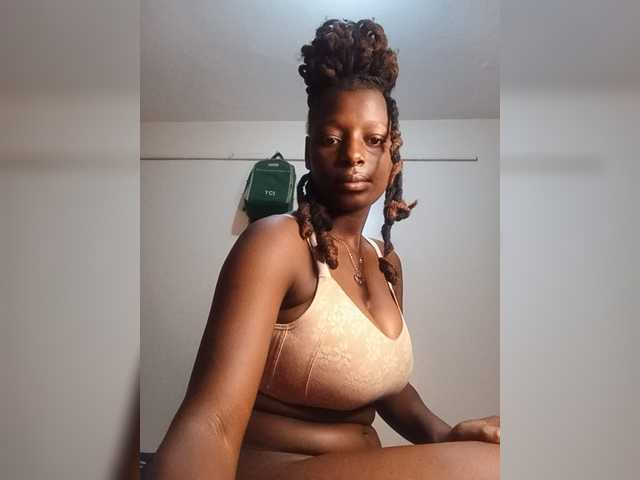 Paula006 live cam on BongaCams