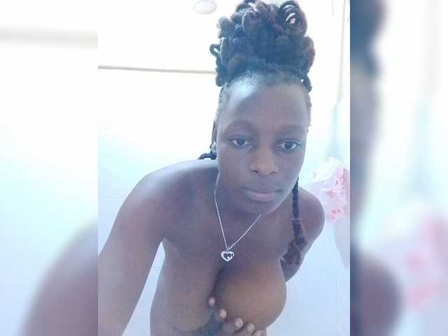 Paula006 live cam on BongaCams