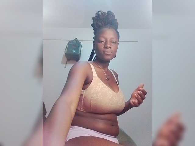 Paula006 live cam on BongaCams