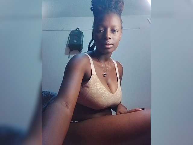 Paula006 live cam on BongaCams