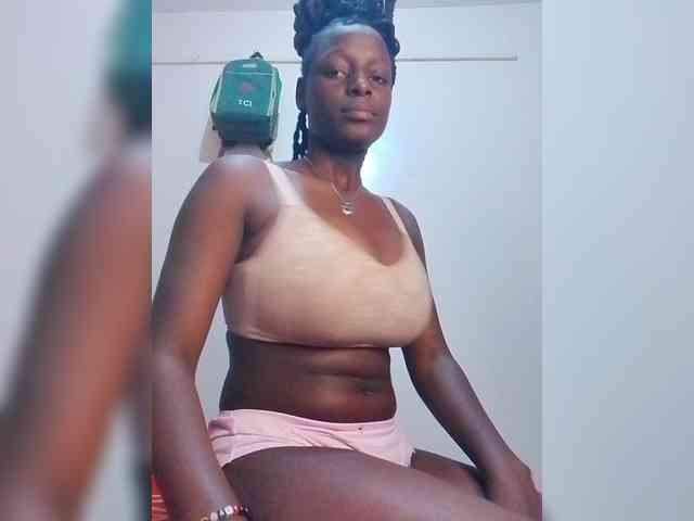 Paula006 webcam