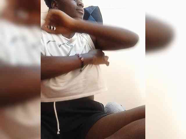 Paula006 webcam