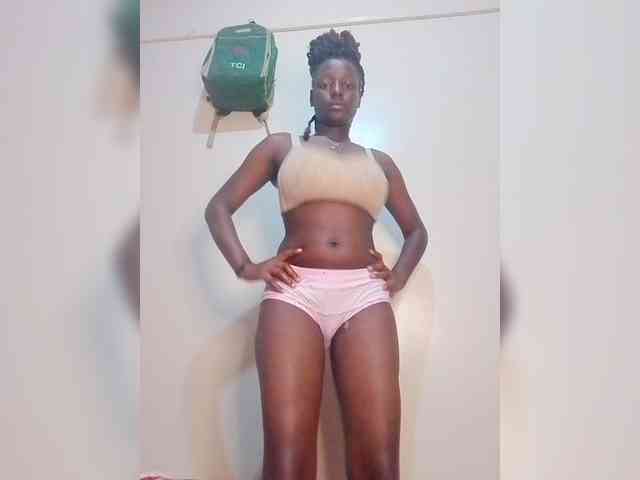 Paula006 Live Webcam on BongaCams