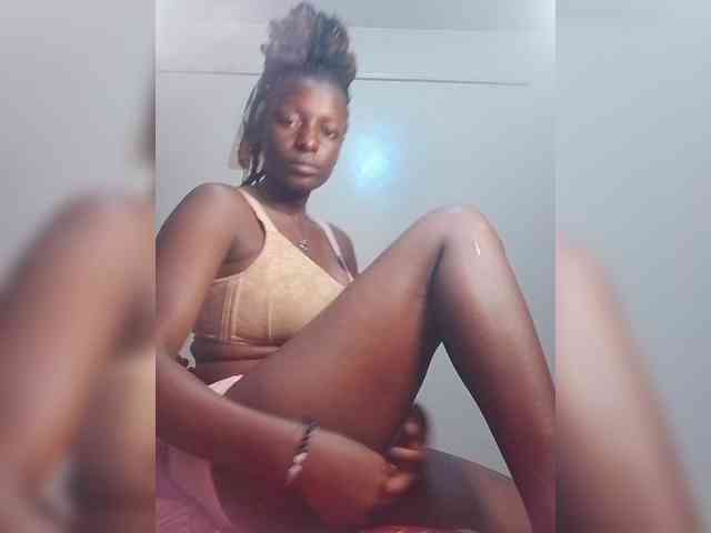 Paula006 webcam