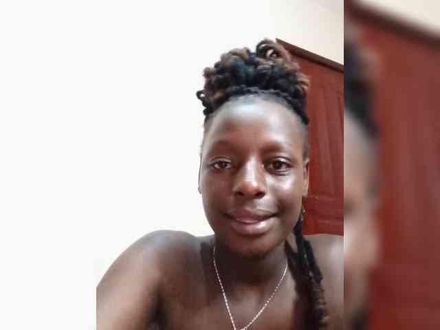 Paula006 webcam